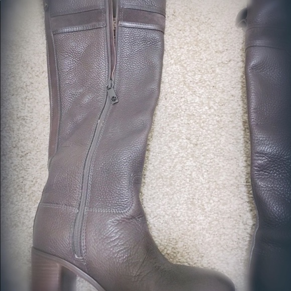 Boots - Picture 2 of 5